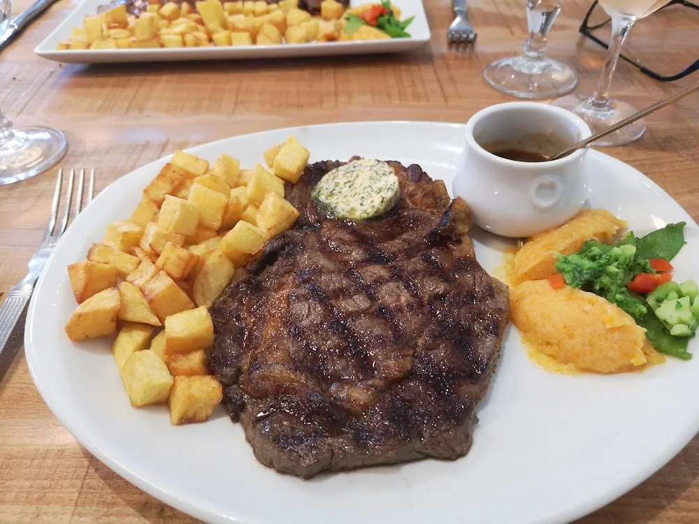 Entrecôte Au Poivre